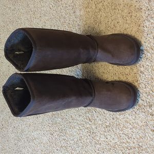 Sketchers size 6 brown boots